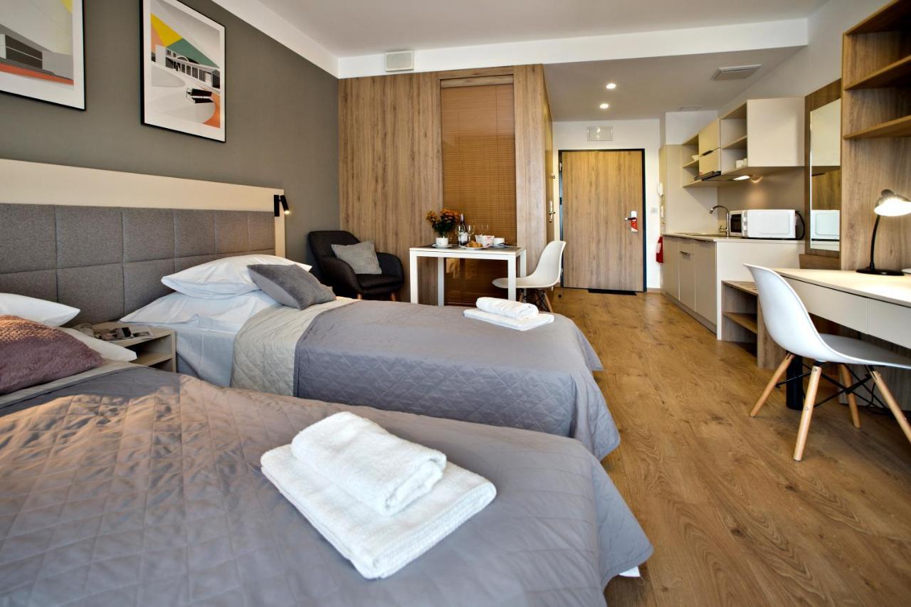 Wolska Residence Serviced Apartments Varsovia Exterior foto
